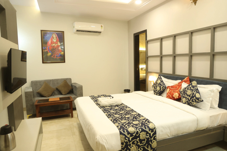 Shiv Hari Heritage Hotel
