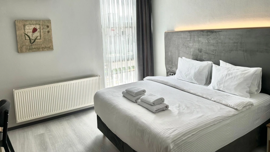 Double Suite