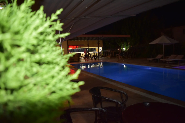 Las Palmeras Hotel