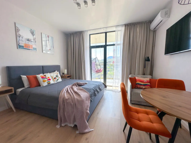 Фотография номера квартиры Апартаменты Дизайнерская Студия LS-Relax Time c видом на море и горы с 14 Этажа