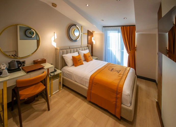 Standard Double room with balcony and with city view