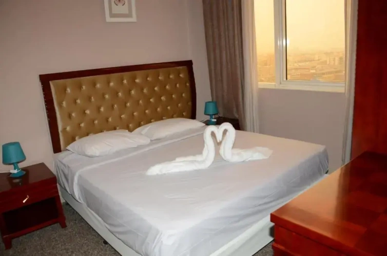 2 Bedrooms Apartment
