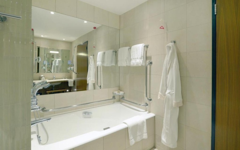 Canary Riverside Plaza Hotel photo 9