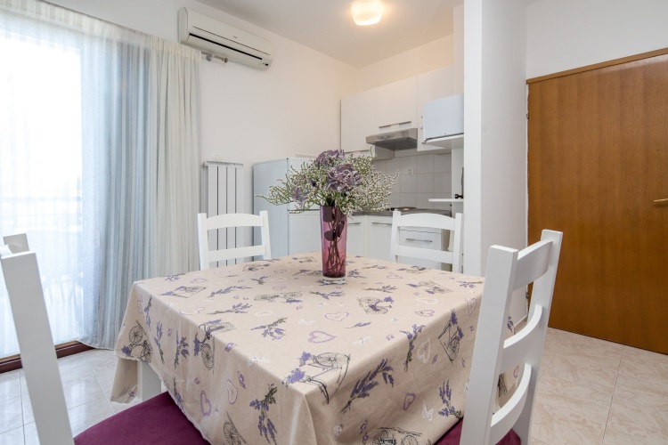 1 Bedroom Apartment with balcony and with view