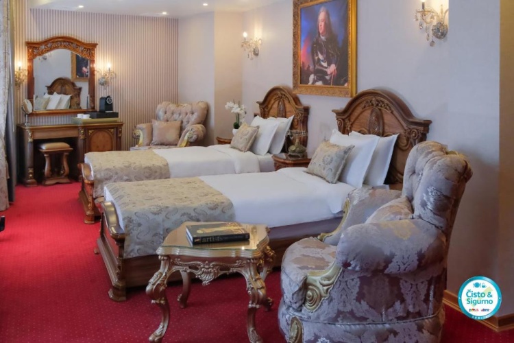 Grand Deluxe Twin room