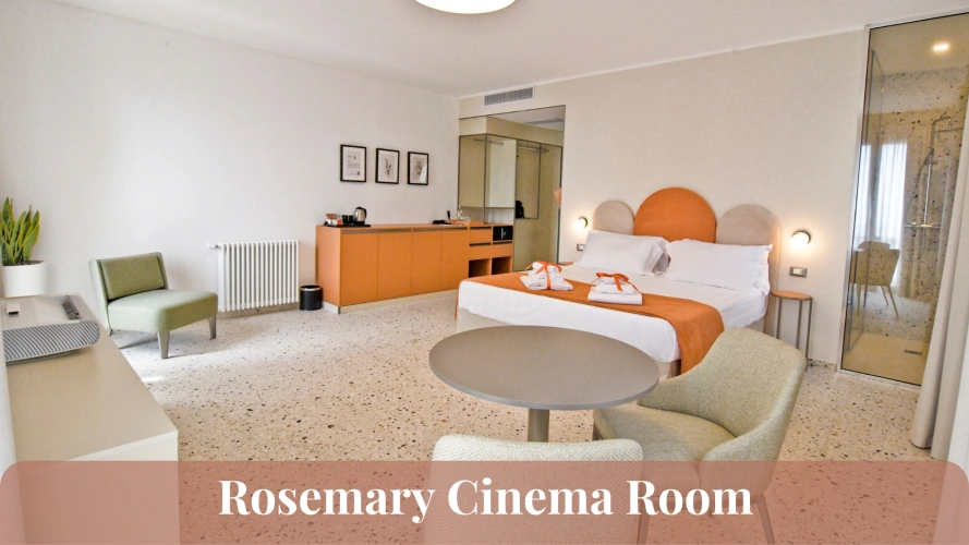 Rosemary Cinema Double room with balcony
