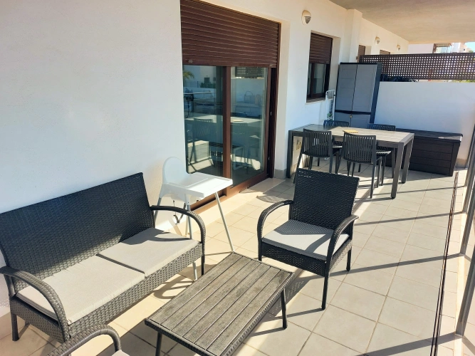2 Bedrooms Apartment with balcony