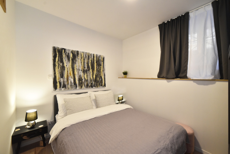 2 Bedrooms Apartment