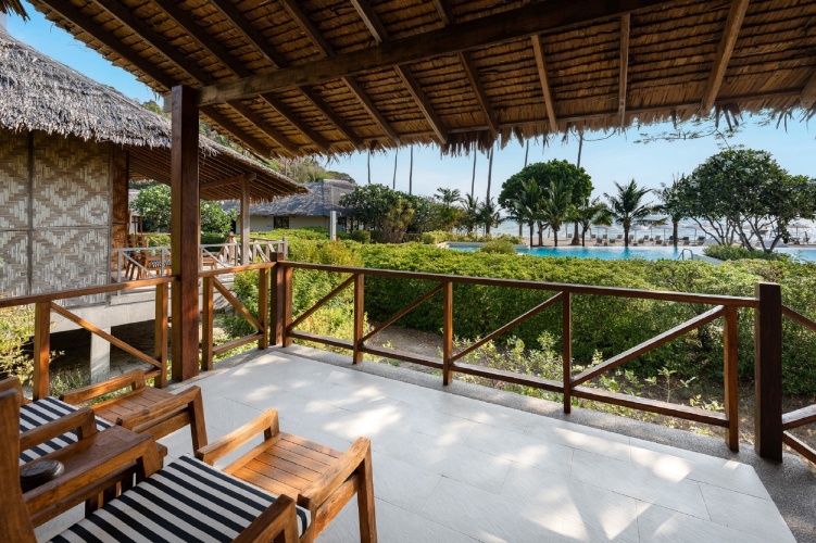 Deluxe Double Bungalow with sea view