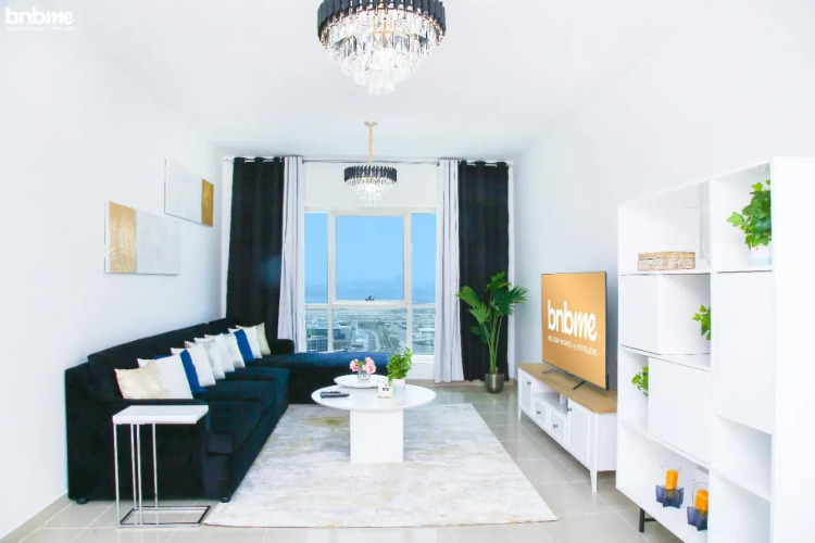 bnbmehomes | Luxury Living in JLT | Nr/ JBR beach-1409 Apartments - Image 4