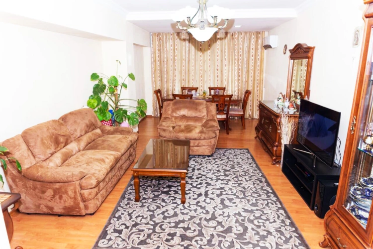 2 Bedrooms Apartment with balcony