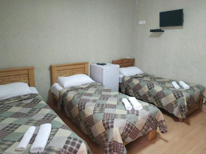 Economy Triple room