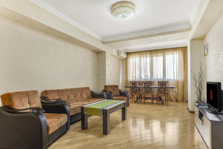 Holiday Home 2 Apartments