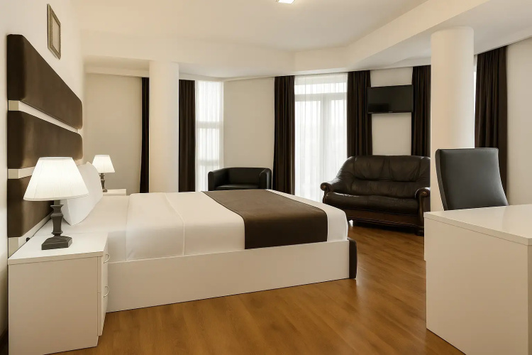 Superior Double room with balcony and with city view