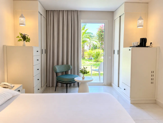 Standard Double room with balcony and with view
