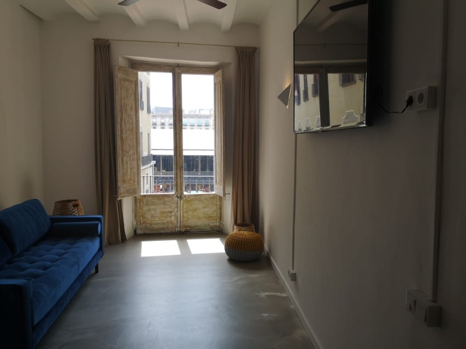 2 Bedrooms Penthouse with balcony and with view