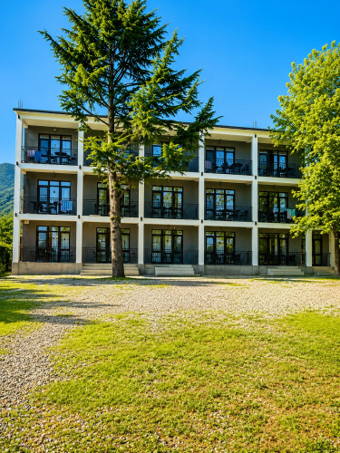Tri Topolya Resort