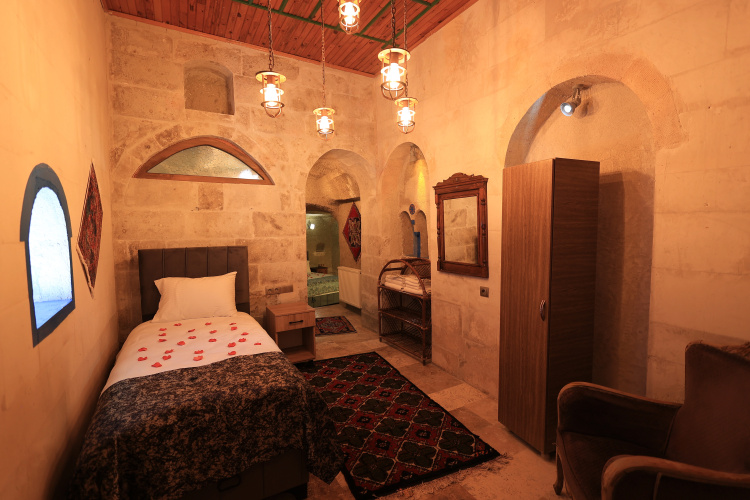 Pacha Cave hotel