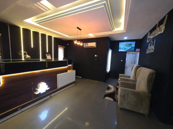 Shugaland Hotel
