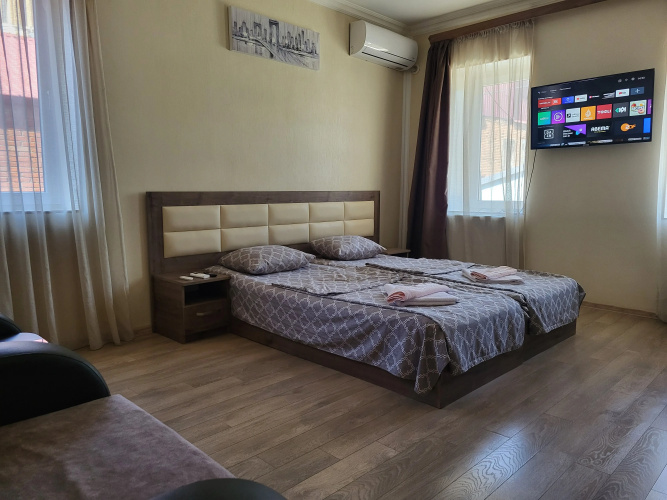Giorgi Apartment 2, Apartments