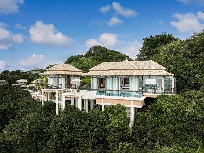 Horizon Hillcrest Quadruple Family Pool Villa with balcony and with ocean view