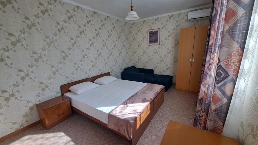 Standard Double room with view