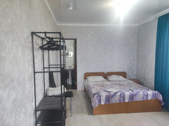Emiliya Guest House