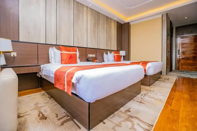 Deluxe Twin room with balcony