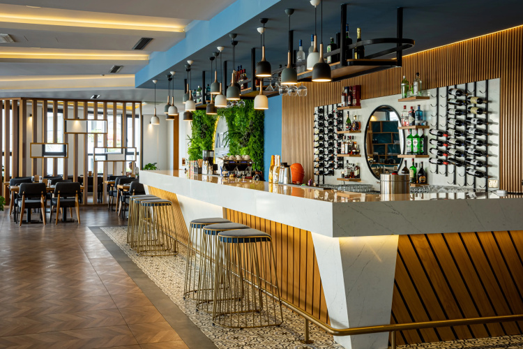 Caesar Blue Seaside Luxury Apartments