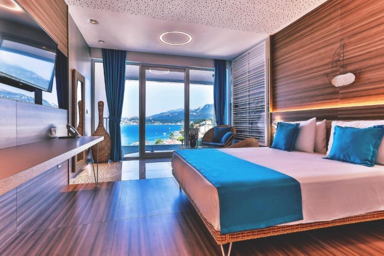 Carine Hotel Kumbor photo 11