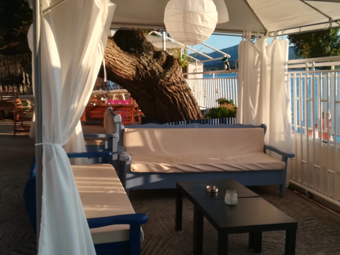 Akrogiali Apart-Hotel