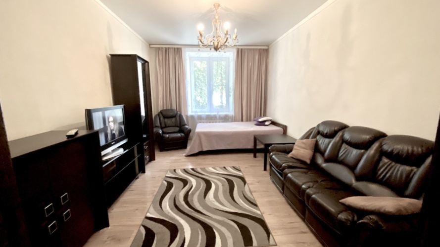 2 Bedrooms Quadruple Apartment