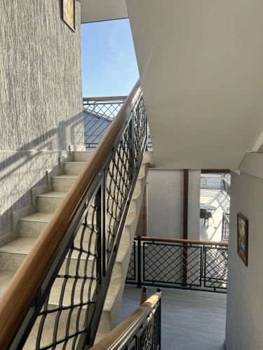 Globus Guest house