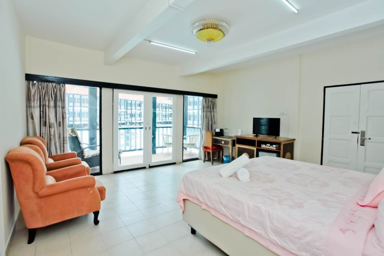 Standard Double room with balcony and with bay view