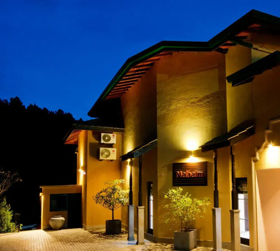 Melheim Kandy Villas Hotel