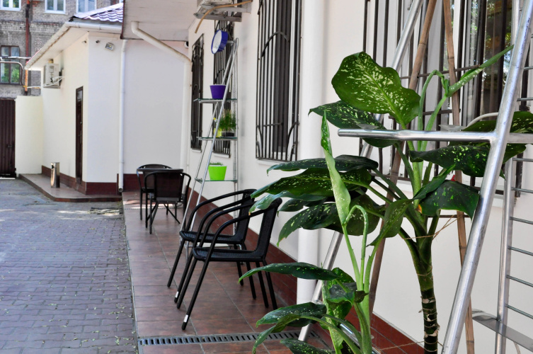 Old Courtyard Hostel