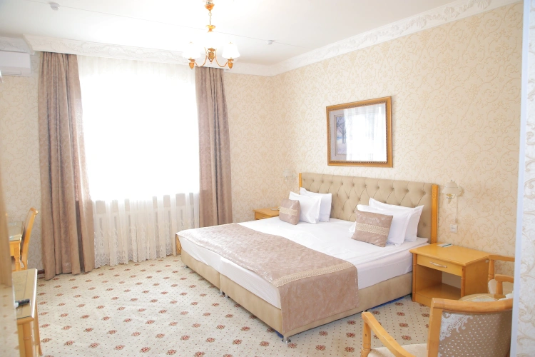 Standard Double room with view