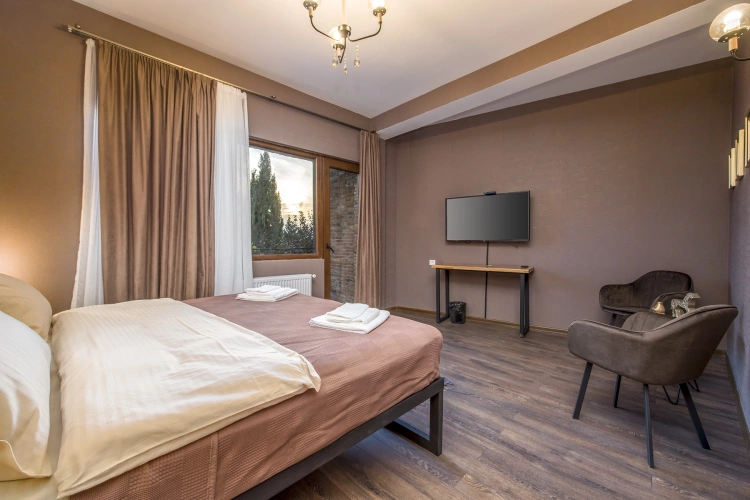 Comfort room