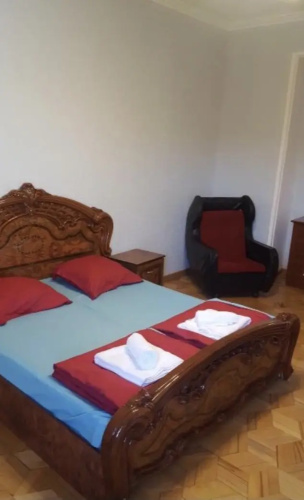 Dom Apartments