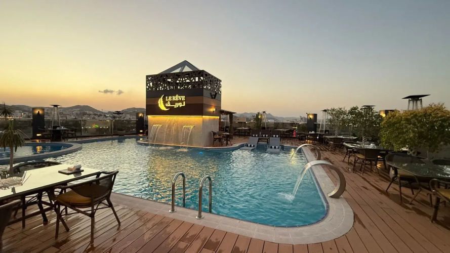Le Reve Hotel