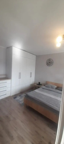 V Samom Tsentre Bresta Flat