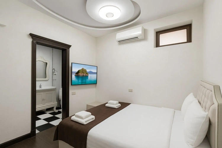 Economy Double Basement room