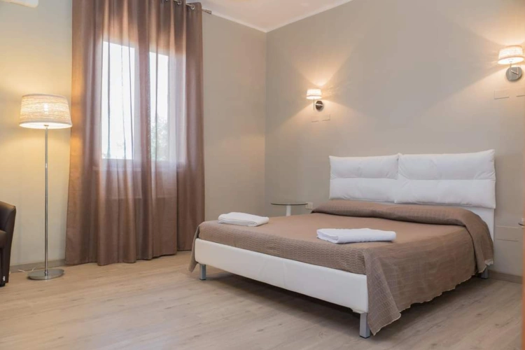 Deluxe Quadruple room with view