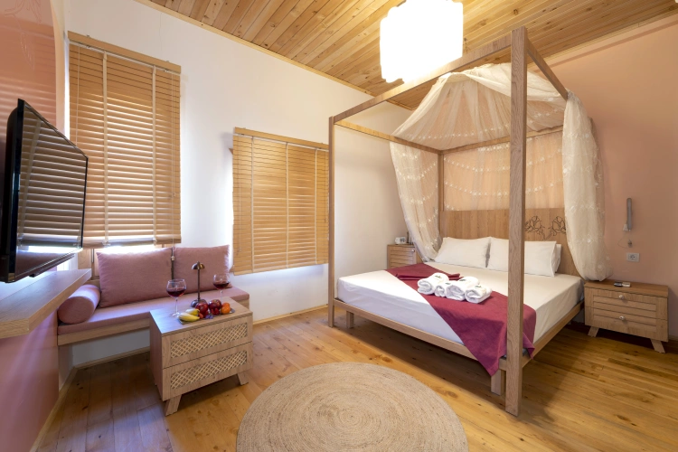 Deluxe Double room with view