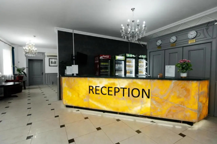 Hotel Alcazar