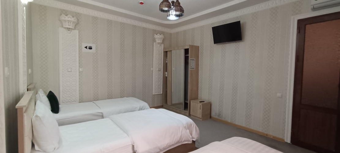 Superior Triple room