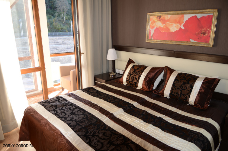 Фотография номера квартиры Апартаменты с 2 спальнями и видом на реку и горы