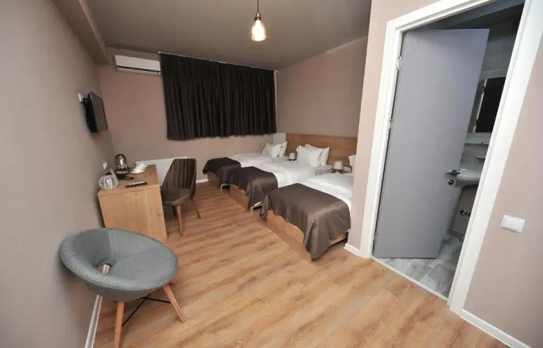 Budget Triple room