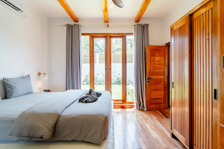 Standard Double room with balcony and with view