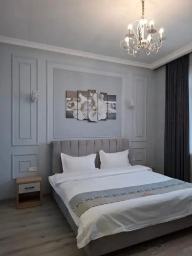 Aura Hotel